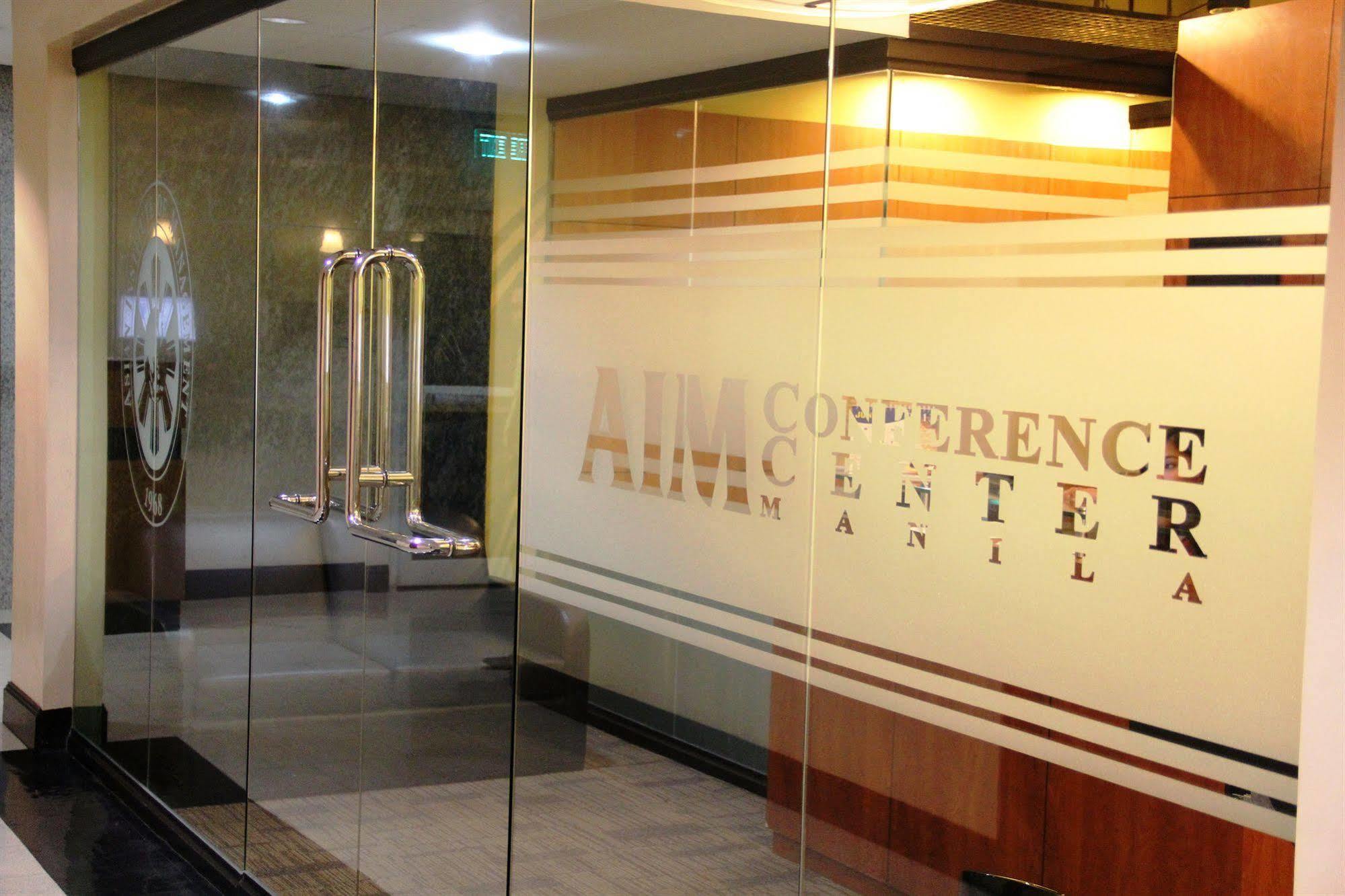 Aim Conference Center Hotel Makati City Ngoại thất bức ảnh